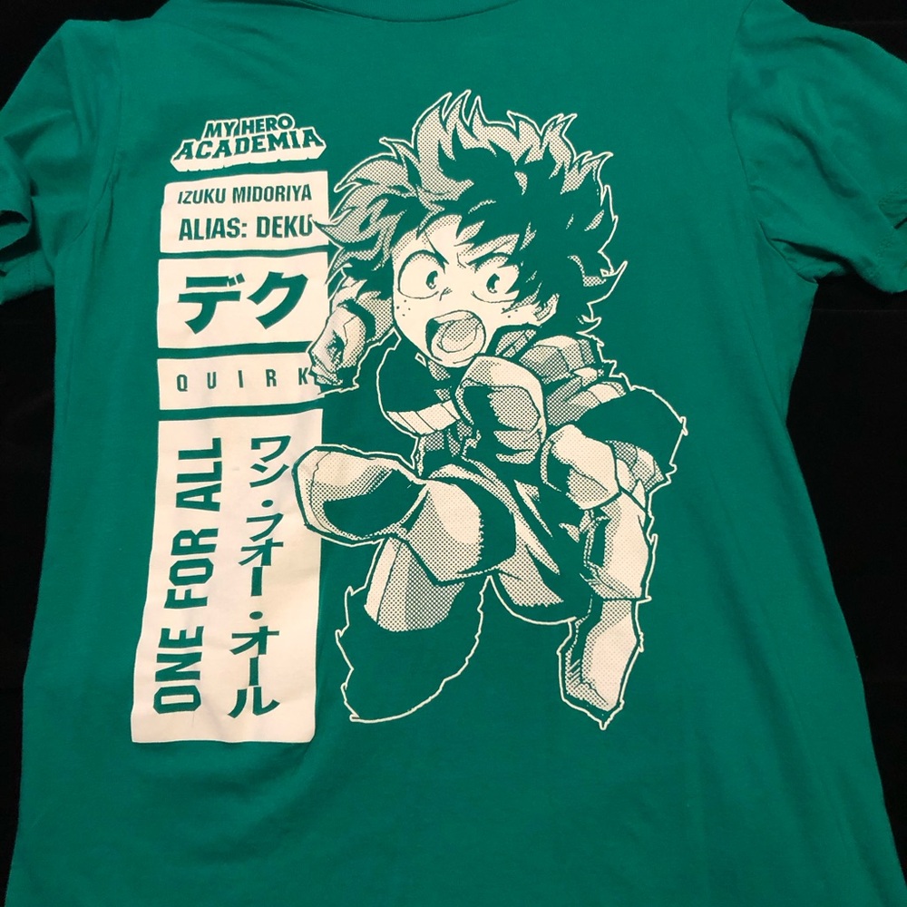 Vibrant Green Short Sleeve Manga Graphic Tee